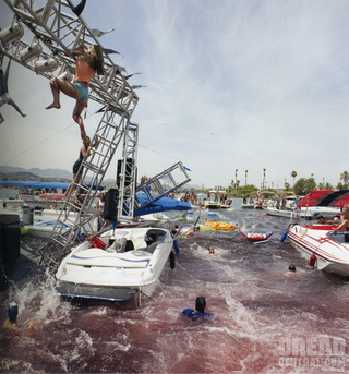 Illustration for article titled Bloody Bikini Piranha Pics Get Dreyfuss Back Into The Water